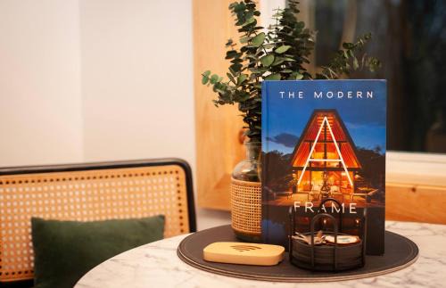 Stamford House | The A-Frame on Pudding Hill - with Hot Tub and Outdoor Shower