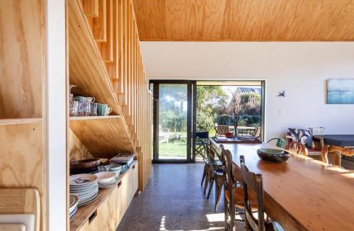 Karitane House | The Black Barn - Karitane Beach