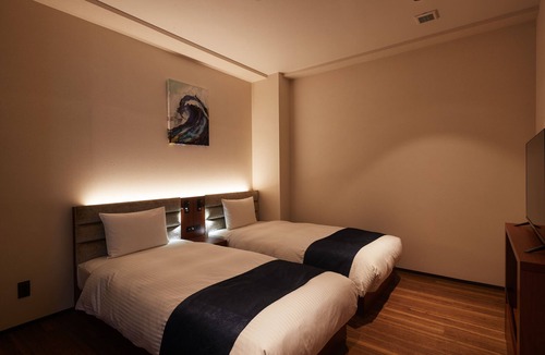 Ginowan Hotel | The Grand Hotel Ginowan