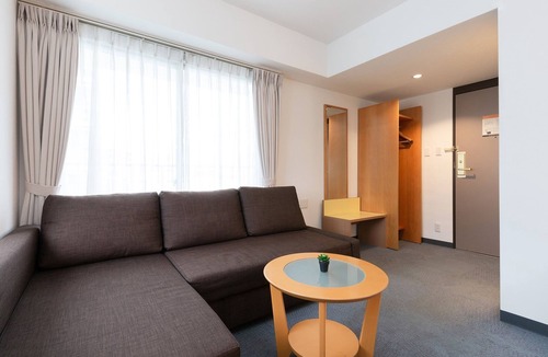 Chuo Hotel | The OneFive Osaka Sakaisuji