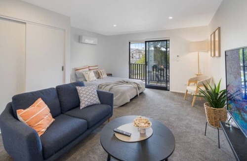 Lower Hutt Apartment | The Tranquil Hutt Escape