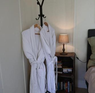 Visby Bed & Breakfast | Three Pheasants Boutique Bed and Breakfast