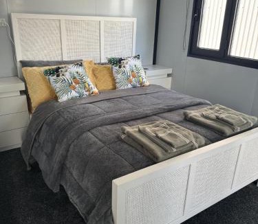 Westmere Apartment | Tiny Container house