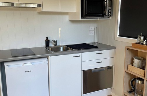 Cambridge Cabin | Tiny-Home Garden Hideaway – Private, quiet, garden setting w/off-street parking.