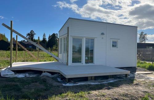 Hammaro House | Tiny house with lake view