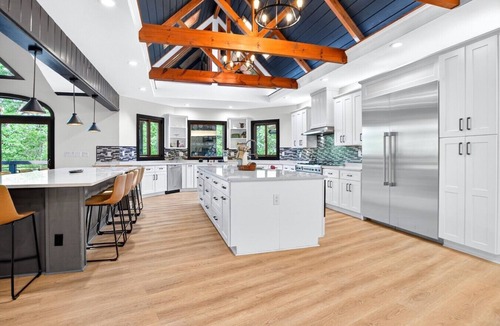 Blue Ridge House | Toccoa Lodge Toccoa River Frontage 10000 sqft