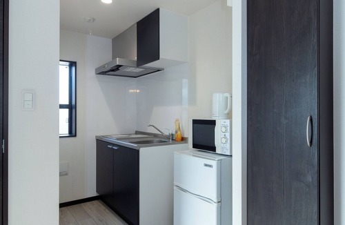 Sumida Apartment | Tokyo Skytree 201 Elegance Blue Twin Room with Bath and WC