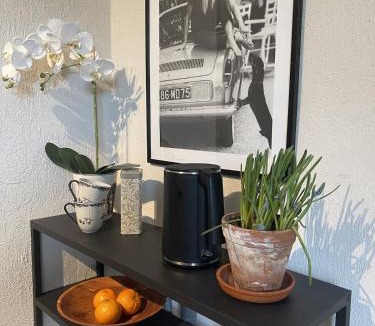 Taberg Apartment | Toppmodern lägenhet i sekelskiftesvilla