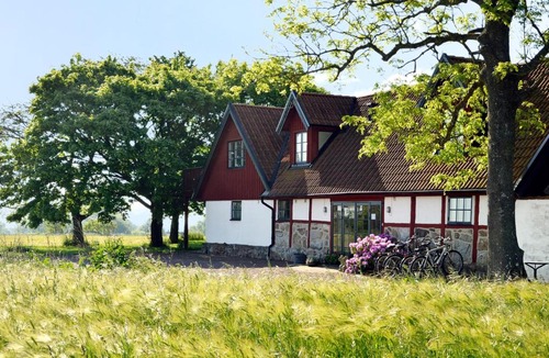 Simrishamn Bed & Breakfast | Torsborgs Gård