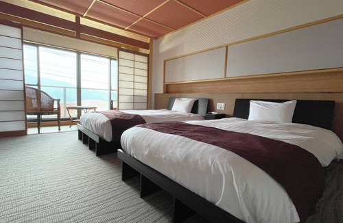 Gora Hotel | Tsumugi