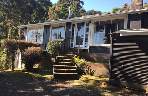 Piha Cottage | Unique Bush Hide
