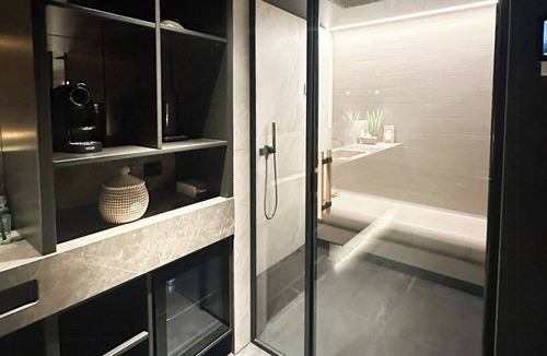 Hemsedal House | Unique cabin with spa and ski in-ski out