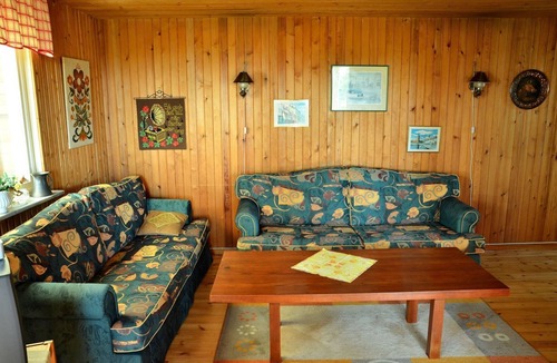 Vikbolandet House | Vacation with sea view and sauna
