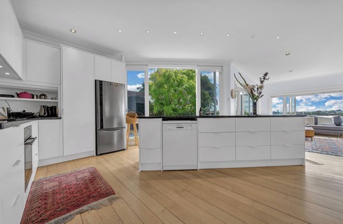 Devonport House | Views Forever by Bespoke Stays