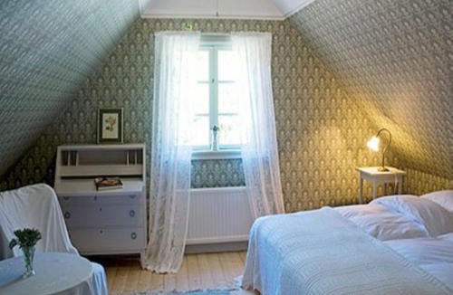 Hagstad Bed & Breakfast | Vildrosor & Höns