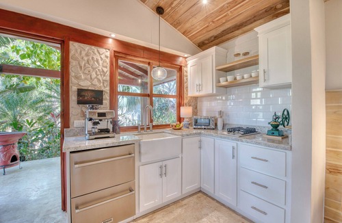 Samara Cabin | Villa 3 - Private Infinity Plunge Pool Villa with Stunning Mountain Views