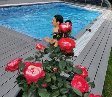 Bara Villa | Villa med pool