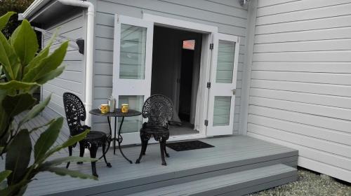 Nelson House | Villa on Milton