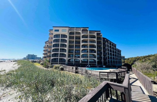 Arcadian Shores Condo | Waterfront *Extended Stay Discount* Pet Friendly