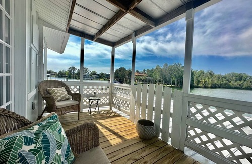 Crystal River House | Waterfront home in Crystal River w/private dock and kayaks