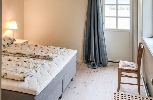 Fjallbacka House | Welcome to this beautiful and cozy cottage.
