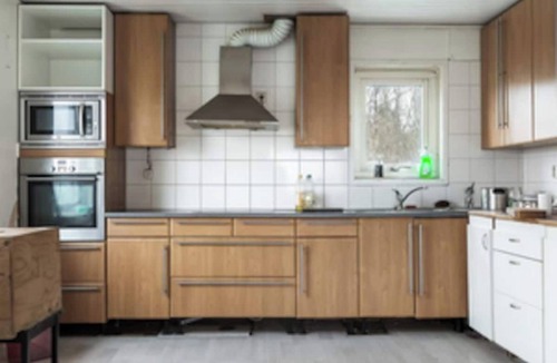 Harestad House | Workers - 10BR - 3 Bath - Säve- Parking lot - All-inclusive