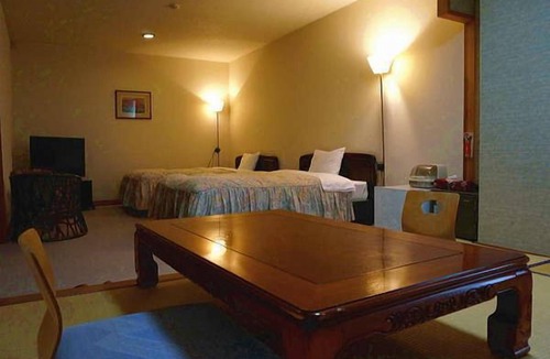 Oshu House | Yakushido spa