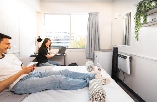 Newton Hostel | YMCA Hostel