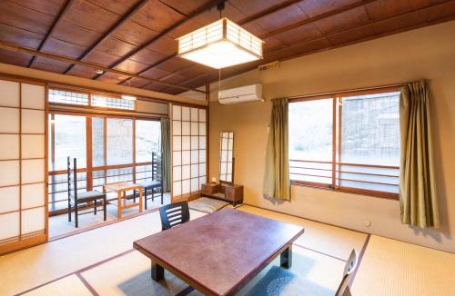 Hakone Hot Springs Hotel | Yushintei