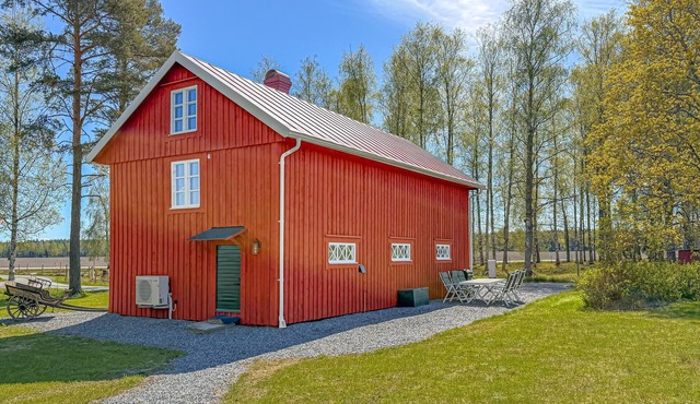1 bedroom amazing home in Vålberg