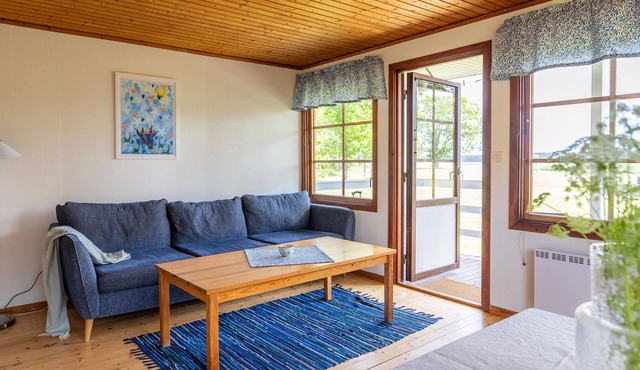 2 bedroom awesome home in Byxelkrok