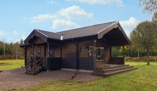 2 bedroom awesome home in Rishult