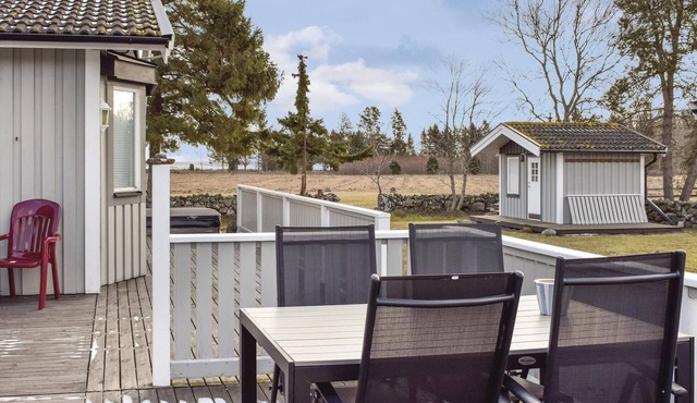 2 bedroom nice home in Löttorp