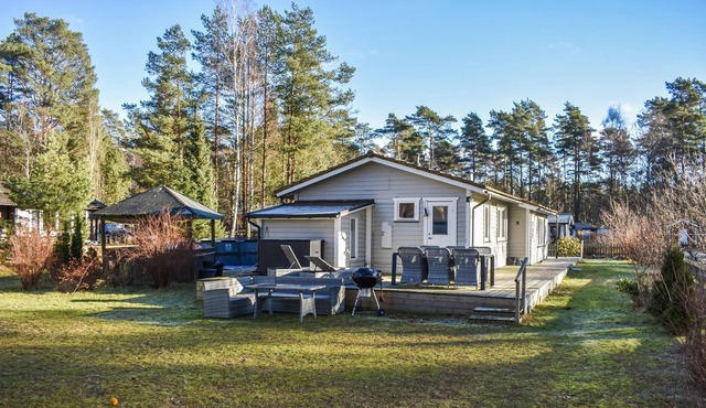 3 bedroom accommodation in Blentarp