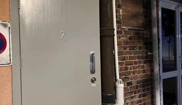 3 single and 2 double sofa beds Apartment 7