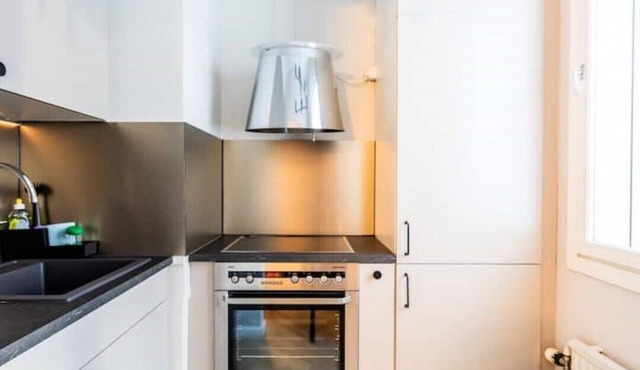 30m2 studio 500m from Airport/Helsinki city train