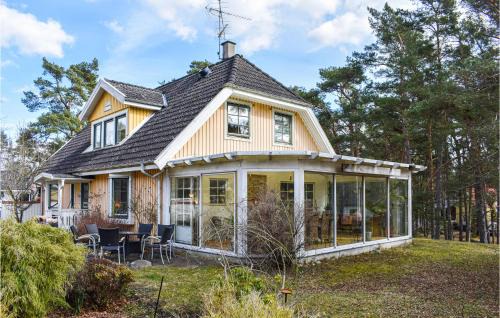 4 Bedroom Nice Home In Åhus