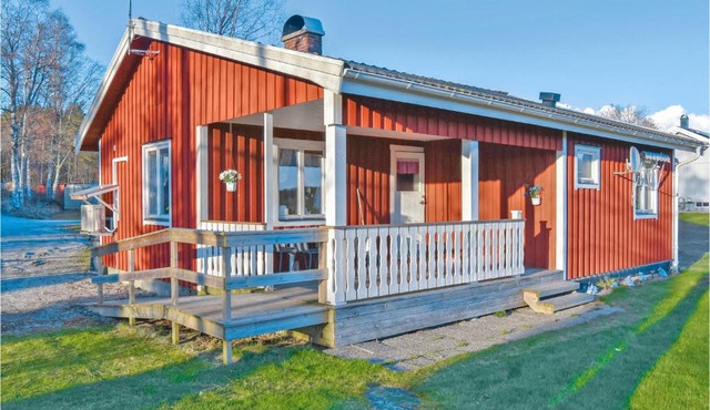 Awesome Home In Bullaren With Wifi