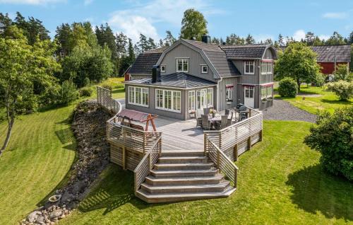 Awesome Home In Vaggeryd With Ethernet Internet