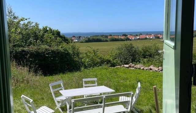 Backstugan - Seaside Cottage in a Nature Reserve with Sunset Views