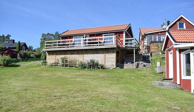 Beach front home in Figeholm with WiFi