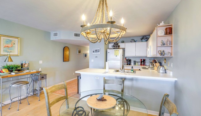 Beach & Pool Access at Condo on Cedar Key!