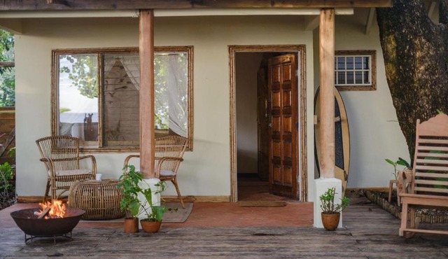 Beachfront Eco Private Cabina