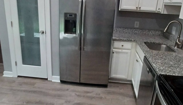 Beautiful three bedroom home, quiet neighborhood
