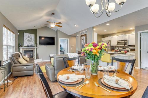 Beloit Home w/Deck: 3 Mi to Health System Campus