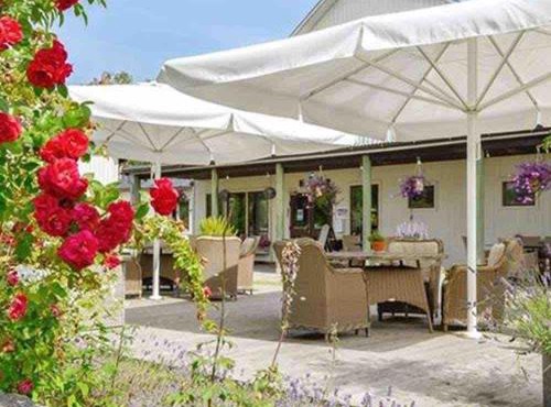 Brf Toftagården - Terass, strand, vatten och restauranger