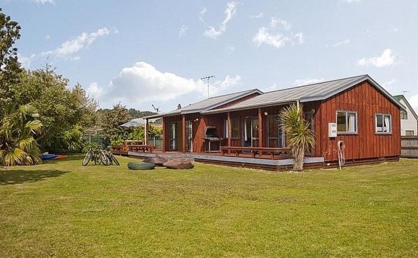 Castleview Getaway Matarangi - Matarangi Home