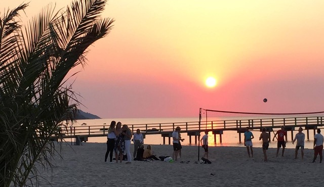 Cherry Hill with close proximity to the sea and fantastic outdoor environment in the south.