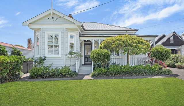 Coastal Hideaway by Bespoke Stays