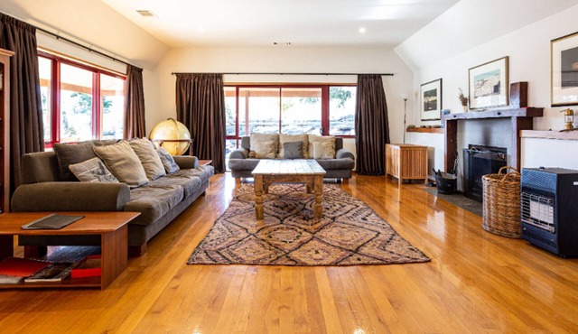 Cornish Point Holiday Home